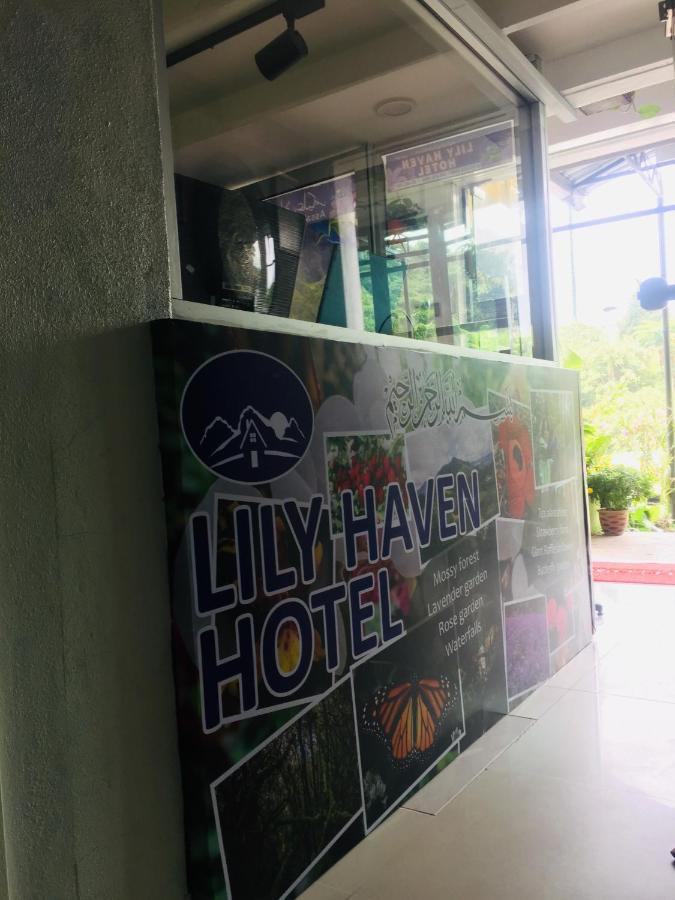 Oyo 90760 Lily Haven Hotel ตานาห์ราตา ภายนอก รูปภาพ