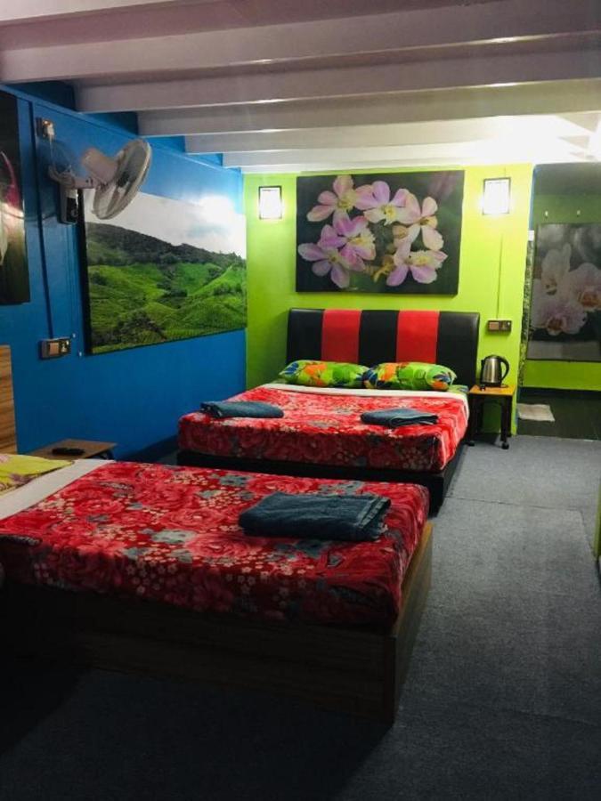 Oyo 90760 Lily Haven Hotel ตานาห์ราตา ภายนอก รูปภาพ
