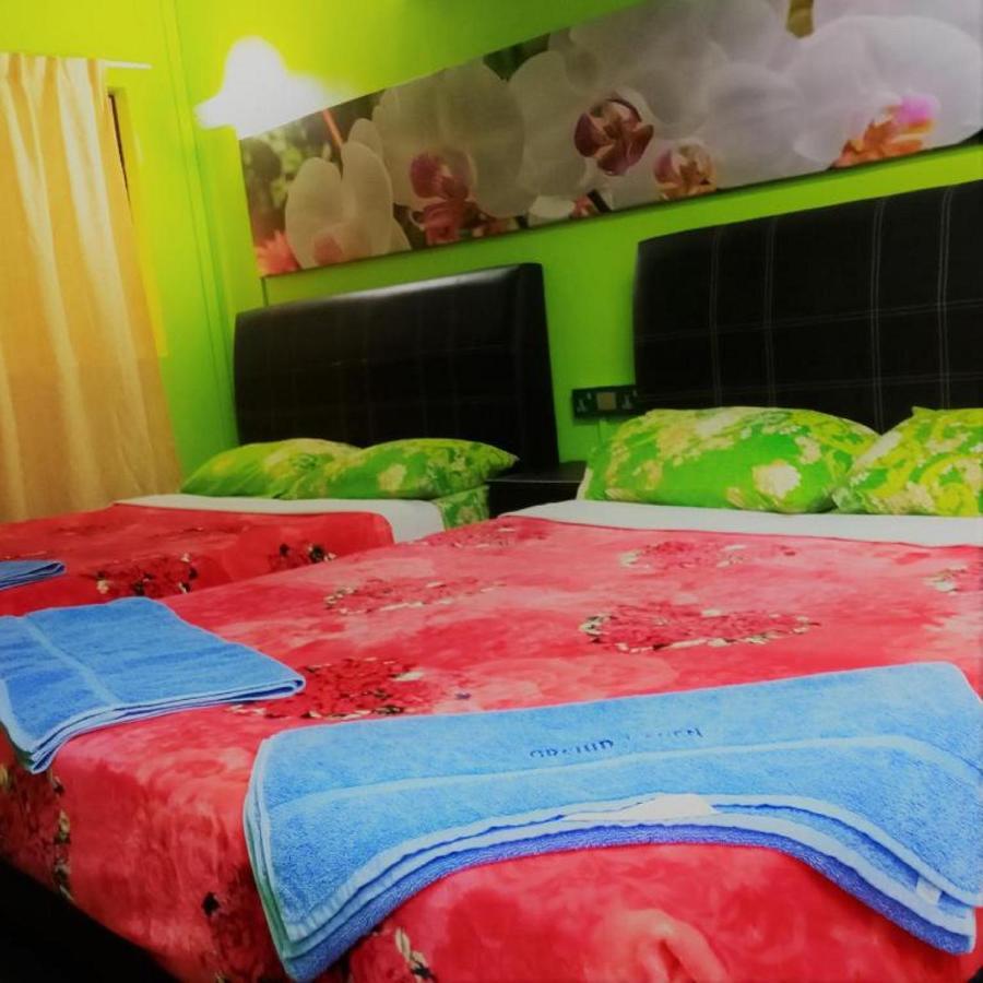 Oyo 90760 Lily Haven Hotel ตานาห์ราตา ภายนอก รูปภาพ