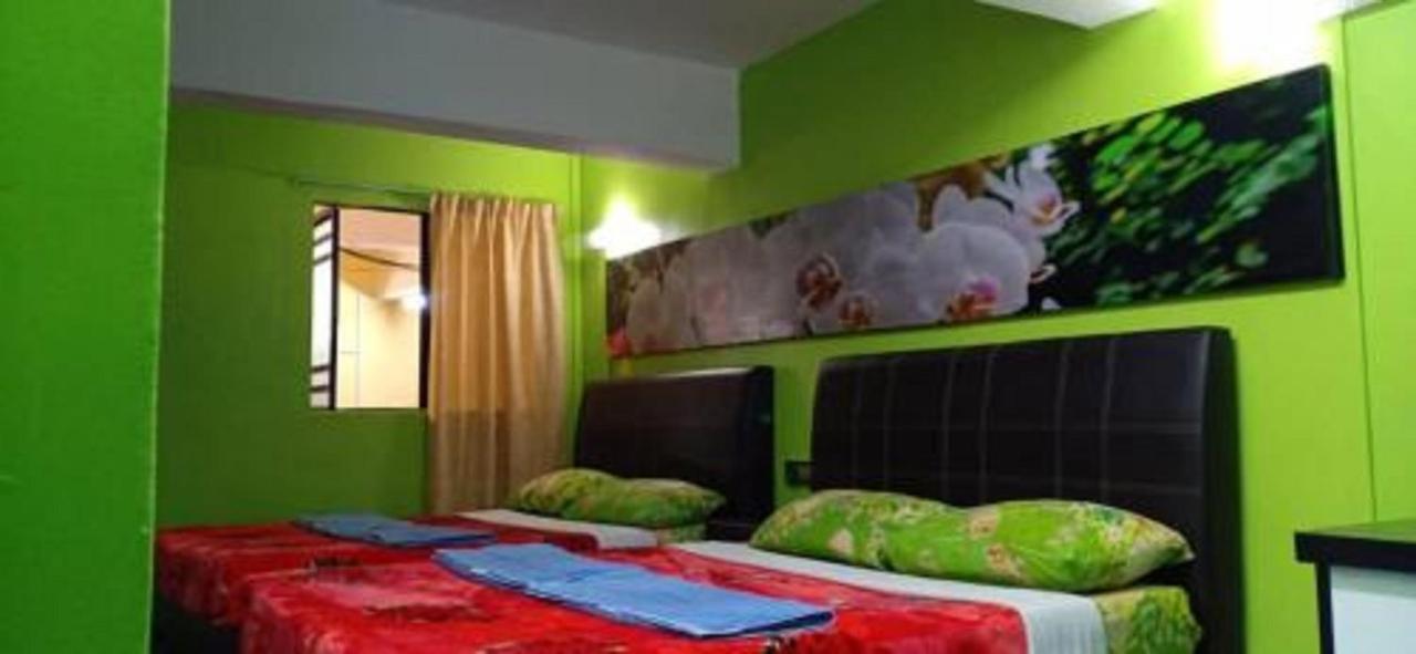 Oyo 90760 Lily Haven Hotel ตานาห์ราตา ภายนอก รูปภาพ